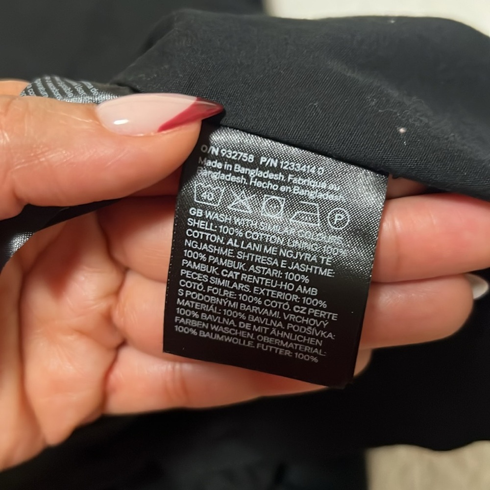 H&M Divided Black Puff Sleeve Dress - Picture 9 of 9